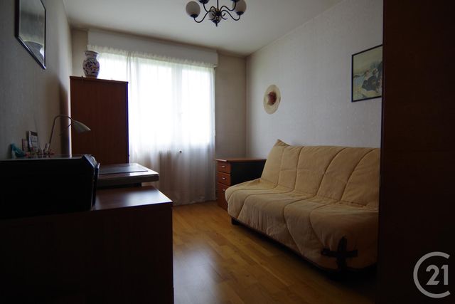 Appartement F4 à vendre - 4 pièces - 87.0 m2 - ST HERBLAIN - 44 - PAYS-DE-LOIRE - Century 21 Longchamp Appartement F4 à vendre - 4 pièces - 87.0 m2 - ST HERBLAIN - 44 - PAYS-DE-LOIRE - Century 21 Longchamp