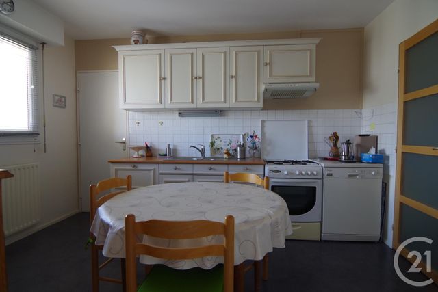Appartement F4 à vendre - 4 pièces - 81.61 m2 - NANTES - 44 - PAYS-DE-LOIRE - Century 21 Longchamp Appartement F4 à vendre - 4 pièces - 81.61 m2 - NANTES - 44 - PAYS-DE-LOIRE - Century 21 Longchamp