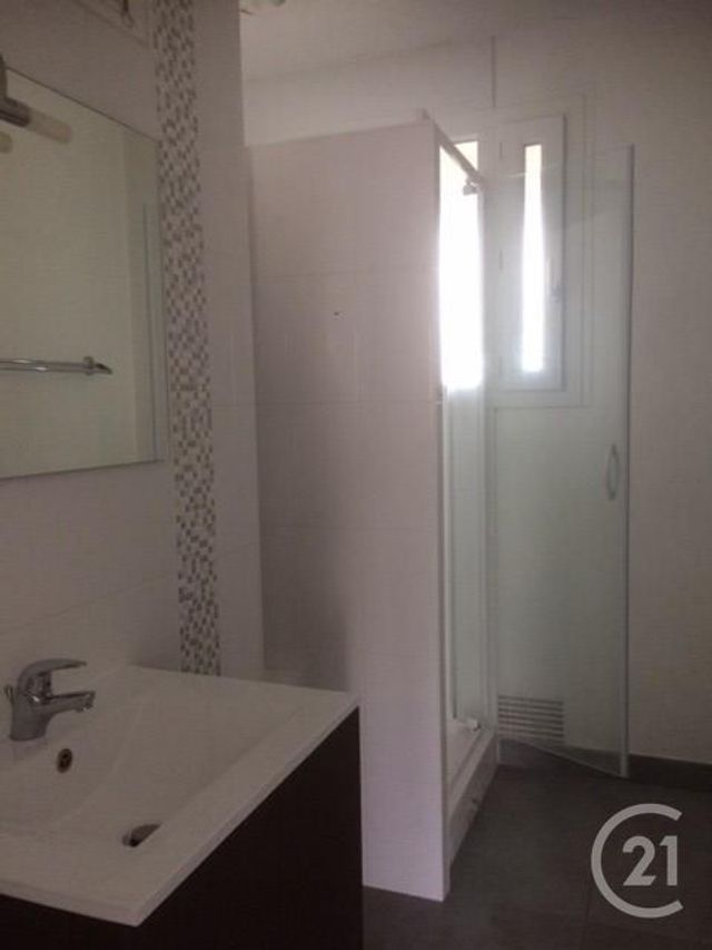Afficher la photo en grand Appartement F3 à louer - 3 pièces - 58.65 m2 - NANTES - 44 - PAYS-DE-LOIRE - Century 21 Longchamp