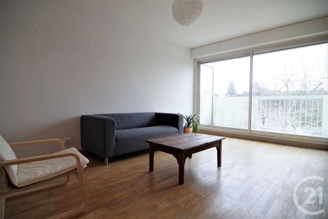 Appartement F4 à louer - 4 pièces - 80.74 m2 - ST HERBLAIN - 44 - PAYS-DE-LOIRE - Century 21 Longchamp