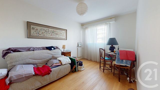 Afficher la photo en grand Appartement F4 à vendre - 4 pièces - 82.65 m2 - NANTES - 44 - PAYS-DE-LOIRE - Century 21 Longchamp