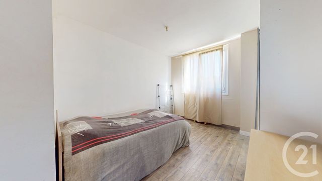 Afficher la photo en grand Appartement T3 à vendre - 2 pièces - 50.01 m2 - NANTES - 44 - PAYS-DE-LOIRE - Century 21 Longchamp