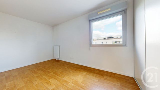 Afficher la photo en grand Appartement T2 à vendre - 2 pièces - 44.95 m2 - NANTES - 44 - PAYS-DE-LOIRE - Century 21 Longchamp