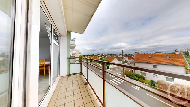 Afficher la photo en grand Appartement F5 à louer - 5 pièces - 88.28 m2 - NANTES - 44 - PAYS-DE-LOIRE - Century 21 Longchamp