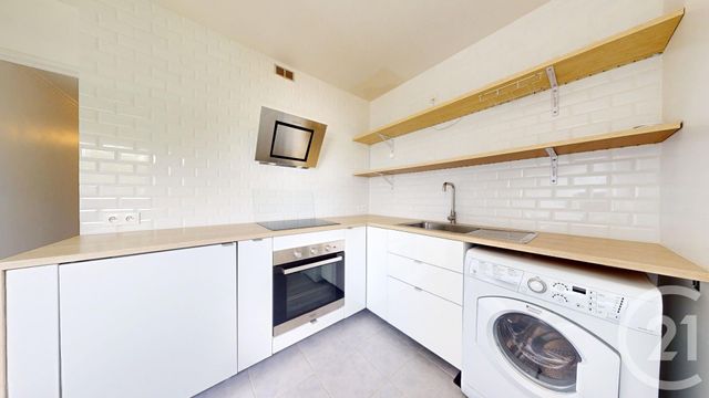 Appartement F2 à louer - 2 pièces - 48.0 m2 - ST HERBLAIN - 44 - PAYS-DE-LOIRE - Century 21 Longchamp