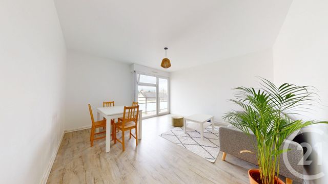 Appartement F5 à louer - 5 pièces - 88.28 m2 - NANTES - 44 - PAYS-DE-LOIRE - Century 21 Longchamp