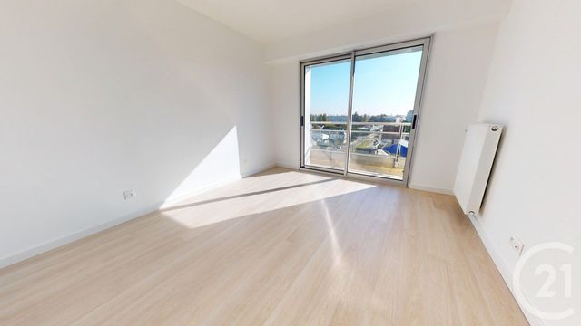 Appartement F5 à vendre - 5 pièces - 99.15 m2 - ST HERBLAIN - 44 - PAYS-DE-LOIRE - Century 21 Longchamp