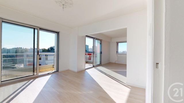 Appartement F5 à vendre - 5 pièces - 99.15 m2 - ST HERBLAIN - 44 - PAYS-DE-LOIRE - Century 21 Longchamp