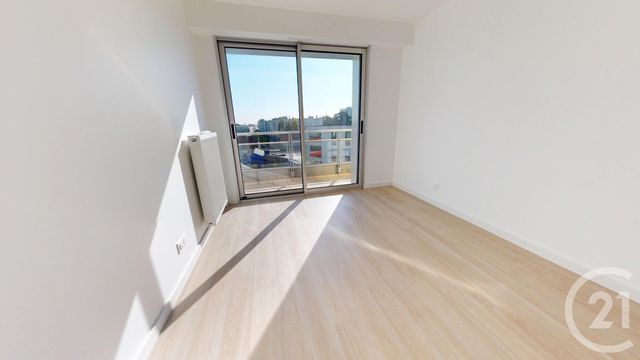 Appartement F5 à vendre - 5 pièces - 99.15 m2 - ST HERBLAIN - 44 - PAYS-DE-LOIRE - Century 21 Longchamp
