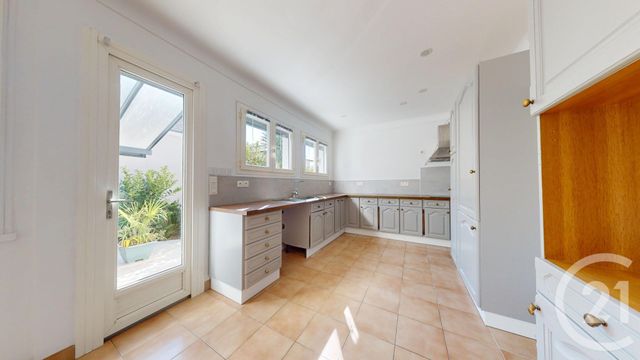 maison à louer - 5 pièces - 112.33 m2 - SAUTRON - 44 - PAYS-DE-LOIRE - Century 21 Longchamp