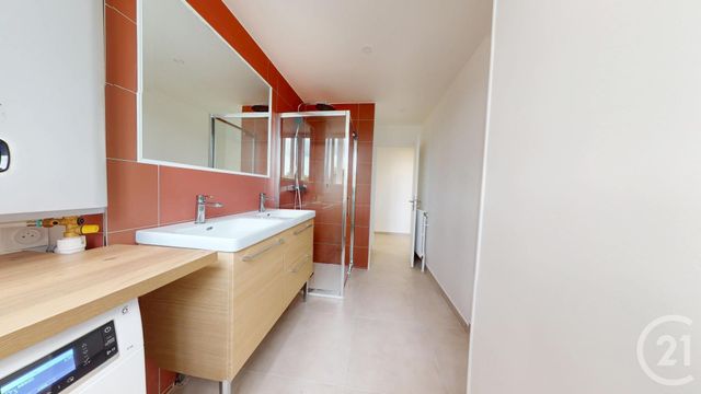 Appartement F4 à louer - 4 pièces - 74.16 m2 - NANTES - 44 - PAYS-DE-LOIRE - Century 21 Longchamp