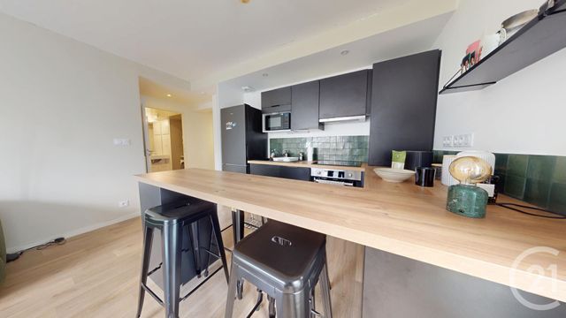 Afficher la photo en grand Appartement T2 à vendre - 2 pièces - 43.0 m2 - ST HERBLAIN - 44 - PAYS-DE-LOIRE - Century 21 Longchamp