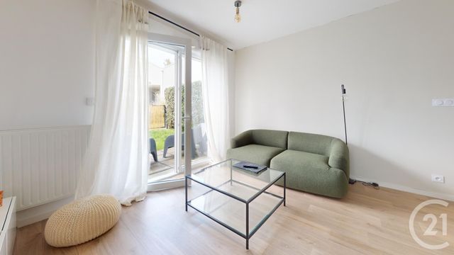 Afficher la photo en grand Appartement T2 à vendre - 2 pièces - 43.0 m2 - ST HERBLAIN - 44 - PAYS-DE-LOIRE - Century 21 Longchamp