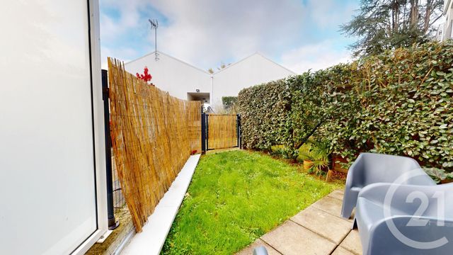 Afficher la photo en grand Appartement T2 à vendre - 2 pièces - 43.0 m2 - ST HERBLAIN - 44 - PAYS-DE-LOIRE - Century 21 Longchamp