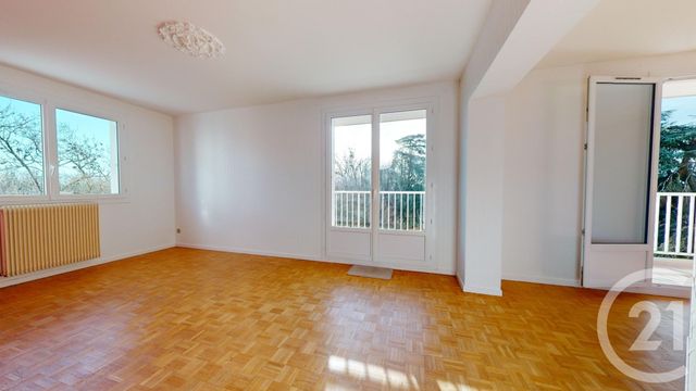 Appartement F4 à louer - 4 pièces - 110.22 m2 - NANTES - 44 - PAYS-DE-LOIRE - Century 21 Longchamp