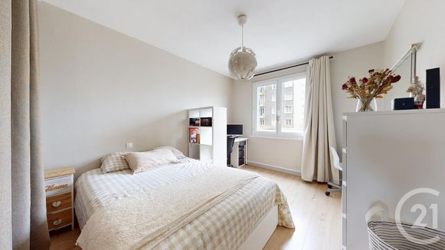 Appartement F4 à vendre - 4 pièces - 71.6 m2 - NANTES - 44 - PAYS-DE-LOIRE - Century 21 Longchamp