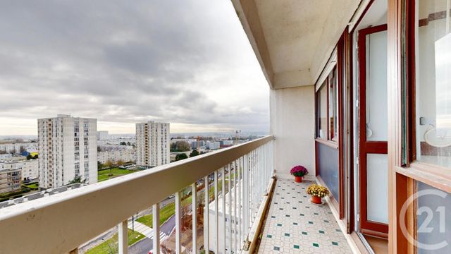 Appartement à vendre - 4 pièces - 80.0 m2 - ST HERBLAIN - 44 - PAYS-DE-LOIRE - Century 21 Longchamp