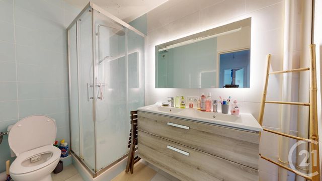 Appartement à vendre - 4 pièces - 80.0 m2 - ST HERBLAIN - 44 - PAYS-DE-LOIRE - Century 21 Longchamp