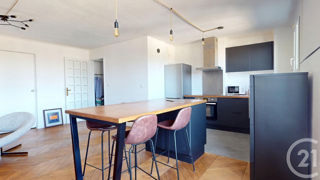 Appartement F2 à louer - 2 pièces - 62.0 m2 - NANTES - 44 - PAYS-DE-LOIRE - Century 21 Longchamp