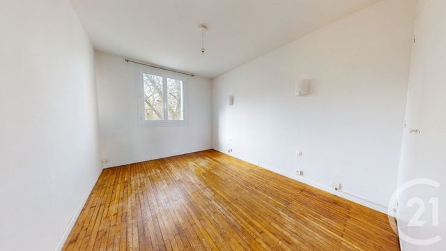 Appartement T3 à vendre - 3 pièces - 65.62 m2 - ST HERBLAIN - 44 - PAYS-DE-LOIRE - Century 21 Longchamp