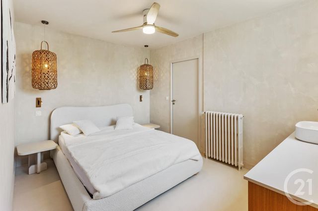 Appartement F5 à louer - 5 pièces - 141.0 m2 - NANTES - 44 - PAYS-DE-LOIRE - Century 21 Longchamp