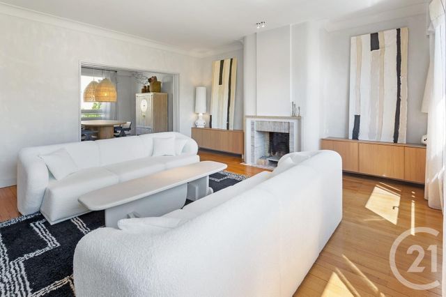 Appartement F5 à louer - 5 pièces - 141.0 m2 - NANTES - 44 - PAYS-DE-LOIRE - Century 21 Longchamp