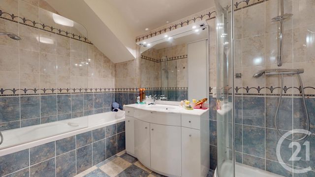 Appartement T6 à vendre - 6 pièces - 159.0 m2 - SAUTRON - 44 - PAYS-DE-LOIRE - Century 21 Longchamp