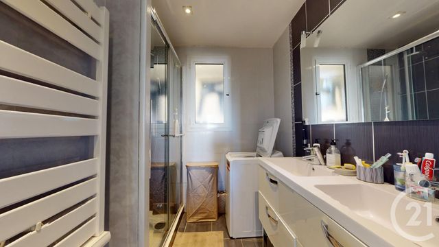 Appartement T4 à vendre - 4 pièces - 74.0 m2 - NANTES - 44 - PAYS-DE-LOIRE - Century 21 Longchamp