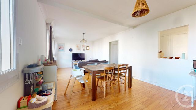 Appartement T4 à vendre - 4 pièces - 74.0 m2 - NANTES - 44 - PAYS-DE-LOIRE - Century 21 Longchamp