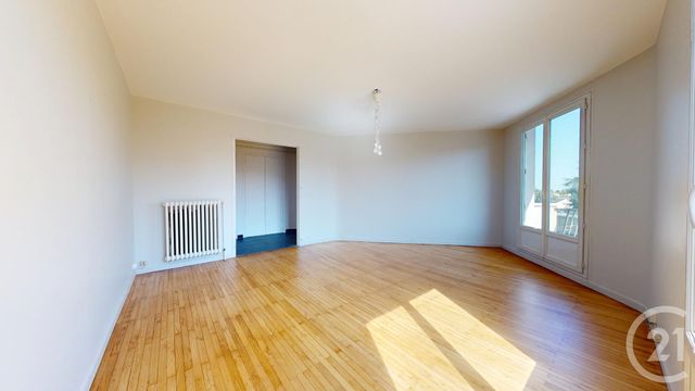 Appartement F4 à louer - 4 pièces - 80.94 m2 - NANTES - 44 - PAYS-DE-LOIRE - Century 21 Longchamp