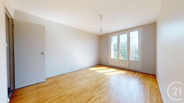 Appartement F4 à louer - 4 pièces - 80.94 m2 - NANTES - 44 - PAYS-DE-LOIRE - Century 21 Longchamp