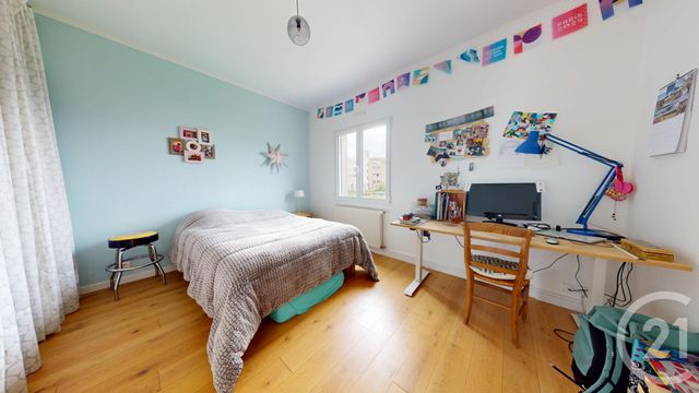 maison à vendre - 7 pièces - 160.7 m2 - ST HERBLAIN - 44 - PAYS-DE-LOIRE - Century 21 Longchamp