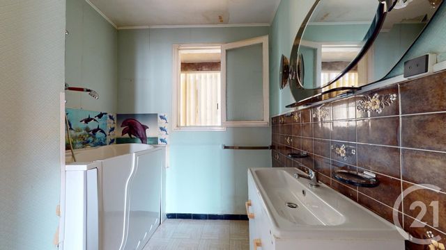 Appartement T4 à vendre - 4 pièces - 74.0 m2 - NANTES - 44 - PAYS-DE-LOIRE - Century 21 Longchamp