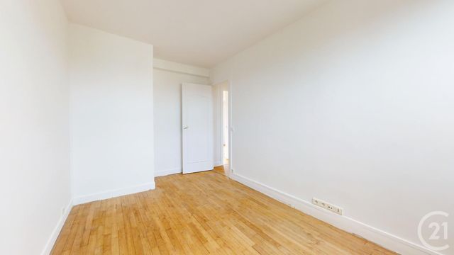 Appartement T4 à vendre - 4 pièces - 68.0 m2 - NANTES - 44 - PAYS-DE-LOIRE - Century 21 Longchamp