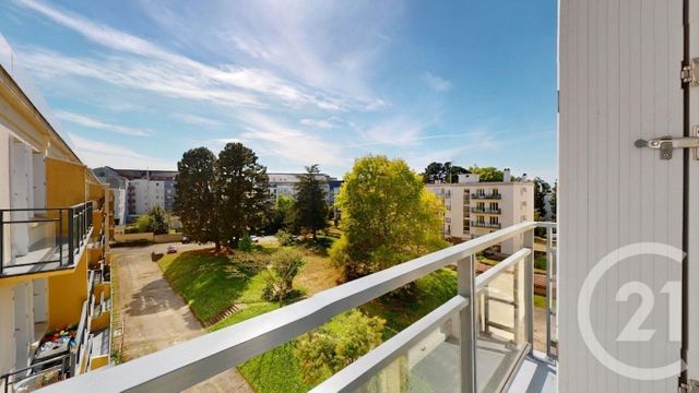 Appartement T4 à vendre - 3 pièces - 70.56 m2 - NANTES - 44 - PAYS-DE-LOIRE - Century 21 Longchamp
