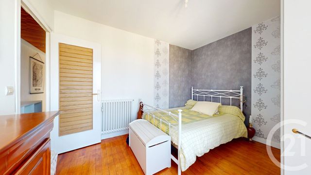 Appartement T4 à vendre - 3 pièces - 70.56 m2 - NANTES - 44 - PAYS-DE-LOIRE - Century 21 Longchamp