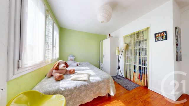 Appartement T4 à vendre - 3 pièces - 70.56 m2 - NANTES - 44 - PAYS-DE-LOIRE - Century 21 Longchamp