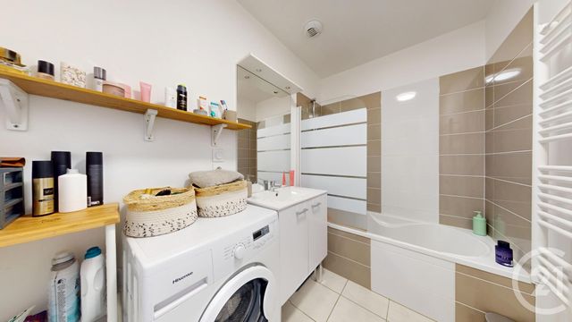 Appartement F3 à vendre - 3 pièces - 67.7 m2 - ST HERBLAIN - 44 - PAYS-DE-LOIRE - Century 21 Longchamp