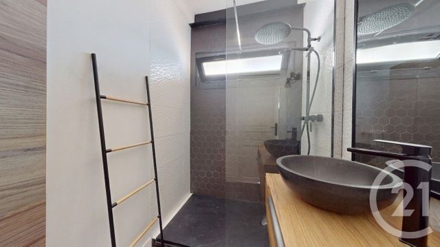 Appartement T3 à vendre - 3 pièces - 68.0 m2 - NANTES - 44 - PAYS-DE-LOIRE - Century 21 Longchamp