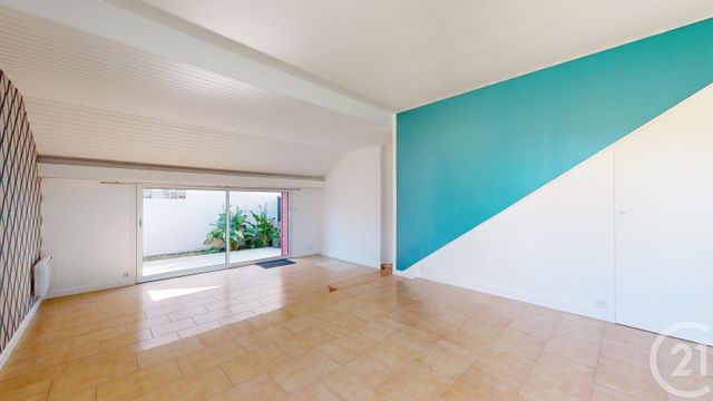 maison à louer - 3 pièces - 79.63 m2 - SAUTRON - 44 - PAYS-DE-LOIRE - Century 21 Longchamp