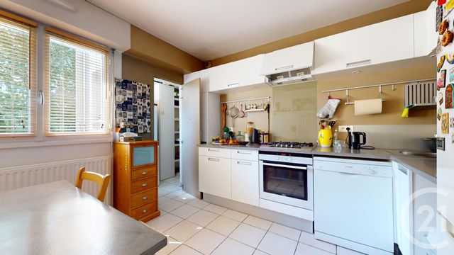 Appartement à vendre - 5 pièces - 93.11 m2 - NANTES - 44 - PAYS-DE-LOIRE - Century 21 Longchamp