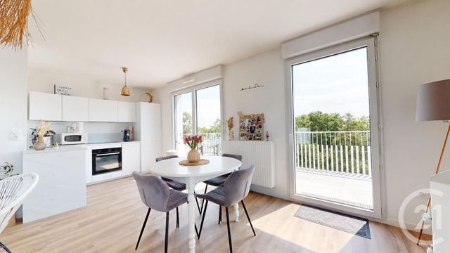 Appartement F2 à vendre - 2 pièces - 48.8 m2 - ST HERBLAIN - 44 - PAYS-DE-LOIRE - Century 21 Longchamp