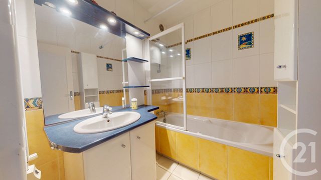 Appartement T4 à vendre - 4 pièces - 85.44 m2 - NANTES - 44 - PAYS-DE-LOIRE - Century 21 Longchamp
