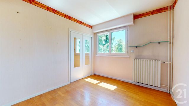 Appartement à vendre - 4 pièces - 74.21 m2 - ST HERBLAIN - 44 - PAYS-DE-LOIRE - Century 21 Longchamp