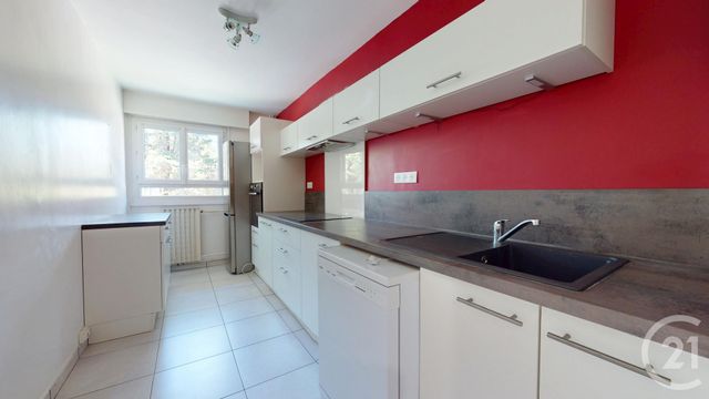 Appartement à vendre - 4 pièces - 74.21 m2 - ST HERBLAIN - 44 - PAYS-DE-LOIRE - Century 21 Longchamp