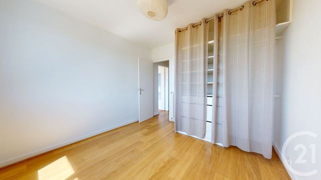 Appartement T4 à vendre - 4 pièces - 68.56 m2 - NANTES - 44 - PAYS-DE-LOIRE - Century 21 Longchamp