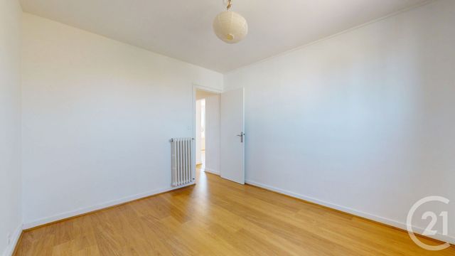 Appartement T4 à vendre - 4 pièces - 68.56 m2 - NANTES - 44 - PAYS-DE-LOIRE - Century 21 Longchamp