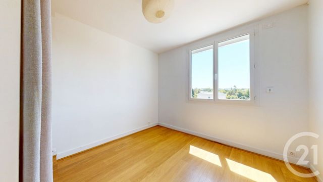 Appartement T4 à vendre - 4 pièces - 68.56 m2 - NANTES - 44 - PAYS-DE-LOIRE - Century 21 Longchamp