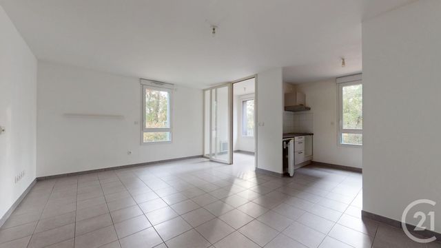 Appartement T2 à vendre - 2 pièces - 53.08 m2 - ST HERBLAIN - 44 - PAYS-DE-LOIRE - Century 21 Longchamp