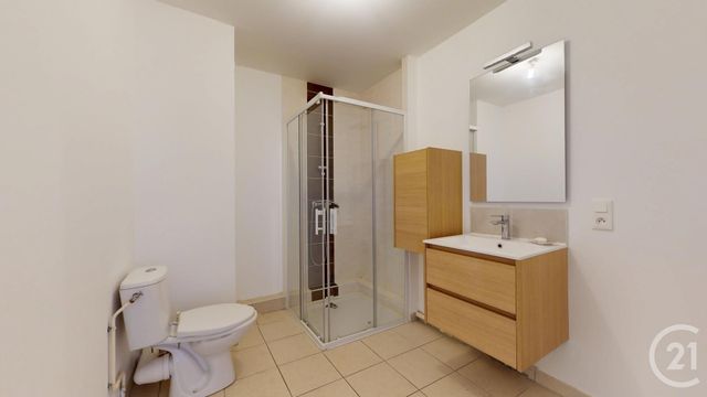 Appartement T2 à vendre - 2 pièces - 55.0 m2 - ST HERBLAIN - 44 - PAYS-DE-LOIRE - Century 21 Longchamp